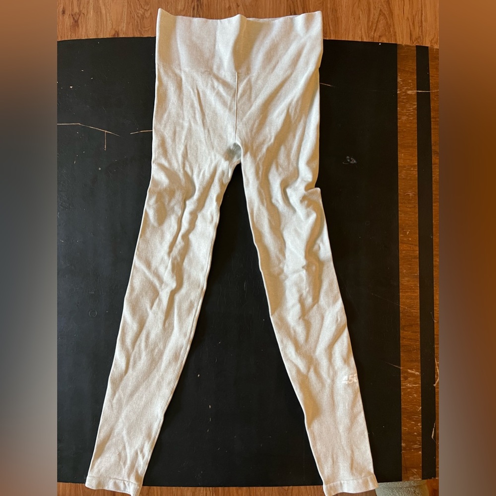 Seamless ASOS leggings